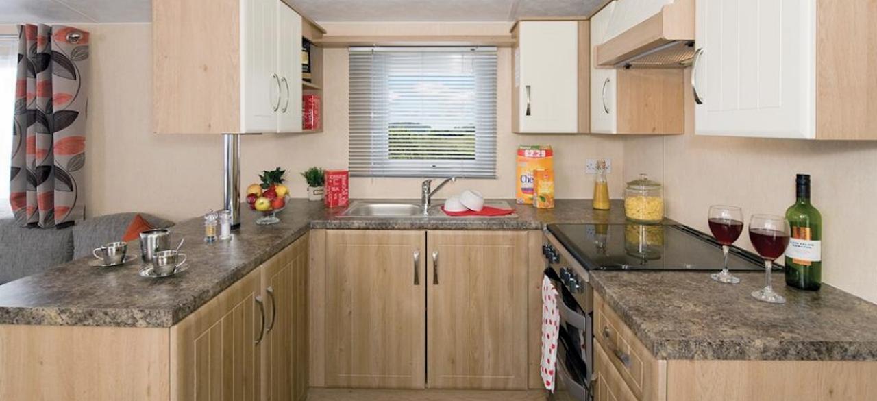 Roselands Caravan Park, Nr Lands End, Cornwall * St Just